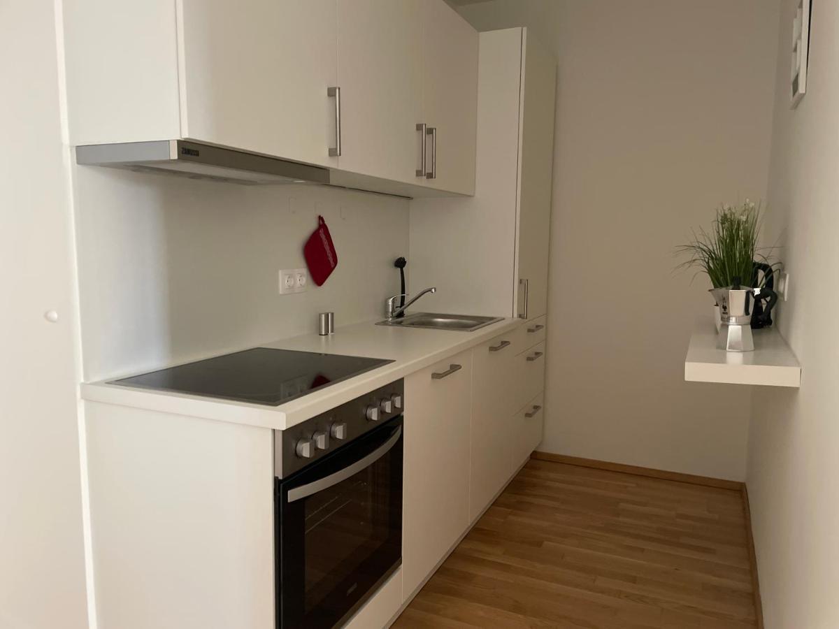 55 M2 Stylish Apartment With Balcony & Parking Viyana Dış mekan fotoğraf